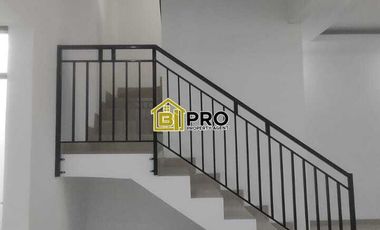 TOWN HOUSE MURAH DEKAT TOLL CIMANGGIS