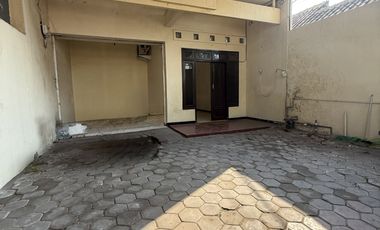 Disewakan / Dijual Rumah Siap Huni di Nol jalan Sidoarjo Kota