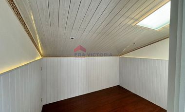 Rumah Baru minimalis modern dekat pusat belanja