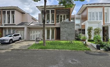 Disewakan rumah siap huni orlanda hadap utara di alam sutera