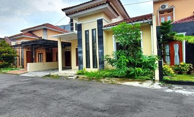 Rumah bagus 3kamar di tohudan colomadu solo