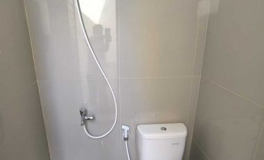 Rumah 300 jutaan di Jogja Keamanan 24 jam CCTV dan Smart Door Lock