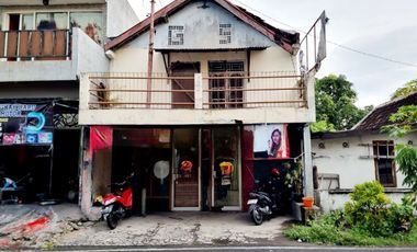 Rumah Second Hadap 2 Muka Bisa Untuk Usaha di Solo