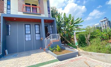 Di Jual rumah 2 lantai di bandung timur Bebas banjir