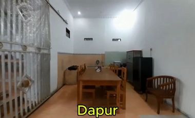 Rumah Luas 2Lt di Perkampungan ada Kolam Renang dan Kolam Ikan di Byl