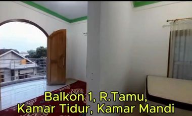 Rumah Luas 2Lt di Perkampungan ada Kolam Renang dan Kolam Ikan di Byl