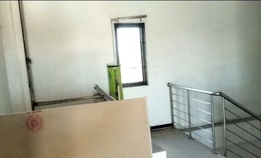 Ruko Bagus 3 lantai Jogja Jl Bantul Utara kampus Merdeka UT Lt 112 m²