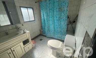 Casa en Venta en sebastopol con leon tolstoi