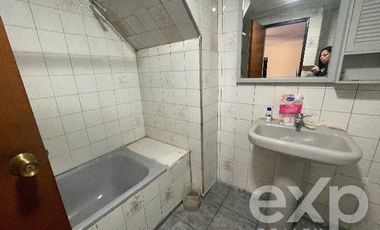 Casa en Venta en sebastopol con leon tolstoi