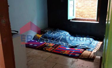 DISEWAKAN Rumah Terletak di Tengah Kota Kediri 2 menit ke RS AD&RSIA