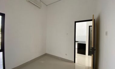 Bebas desain rumah skandinavian terbaik di Solo