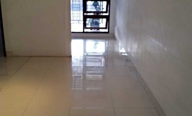 Rumah Taman Holis Indah 2 Minimalis Nyaman dan Siap Huni