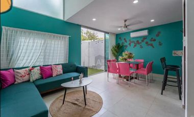 Villa de 3 niveles, 3 recamaras, a 1 cuadra del mar de Chicxulub Pto. Ideal para rentas vacacionales