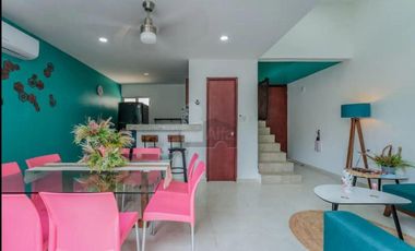 Villa de 3 niveles, 3 recamaras, a 1 cuadra del mar de Chicxulub Pto. Ideal para rentas vacacionales