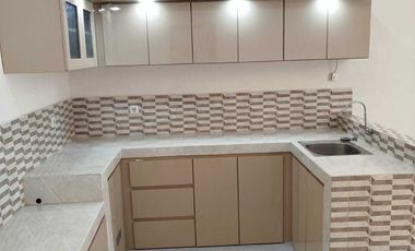 Dijual Rumah 2Lantai Lokasi Strategis Dekat Kampus ITS Unair Mulyosari.