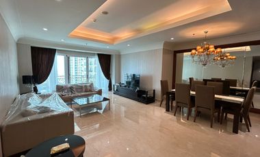 Apartement The Pakubuwono Residence 3 Br Bagus Full Furnished