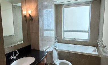 Apartement The Pakubuwono Residence 3 Br Bagus Full Furnished