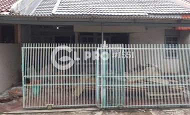 Murah Sewa Rumah 2 Lantai di Duri Kosambi Baru 4 Kamar Tidur