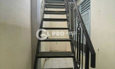 Murah Sewa Rumah 2 Lantai di Duri Kosambi Baru 4 Kamar Tidur