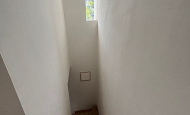 Disewakan Rumah Waterfront Lippo Cikarang