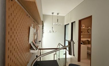 Rumah Fress Mewah Elegan Siap Huni Dalam Cluster Premier Estate 2