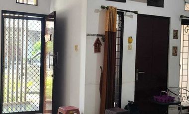 Dijual Rumah Sidoarjo Mewah Semi Furnish Puri Surya Jaya Gedangan