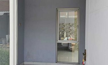 Dijual Rumah Bagus Siap Huni di De Green Valley Cikarang Selatan Bekas