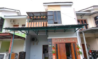 DIJUAL RUMAH MURAH 2 LANTAI SECOND FULL FURNISHED