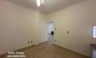 Disewakan Rumah Komplek Gudang Peluru, Jakarta SElatan