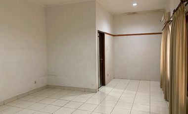 Sewa rumah di batununggal