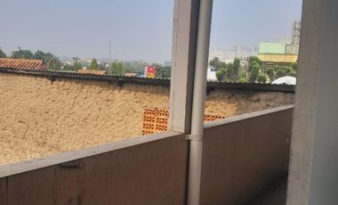 Dijual Cepat Tempat Usaha 3 Lantai di Jalan Raya Serpong