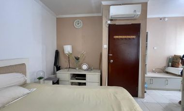Disewakan Apartemen  MGR2, Tower Flamboyan, View Pool, Dekat Mall Central Park