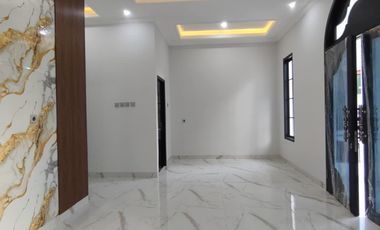 Rumah 2 lantai + rooftop dalam cluster diJagakarsa Jakarta Selatan