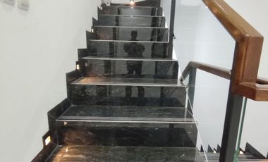 Rumah 2 lantai + rooftop dalam cluster diJagakarsa Jakarta Selatan