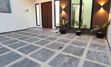 Rumah 2 lantai + rooftop dalam cluster diJagakarsa Jakarta Selatan