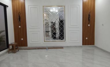 Rumah 2 lantai + rooftop dalam cluster diJagakarsa Jakarta Selatan