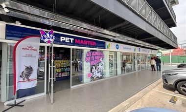 Local Comercial en Arriendo en Walker Martinez con La Concepción