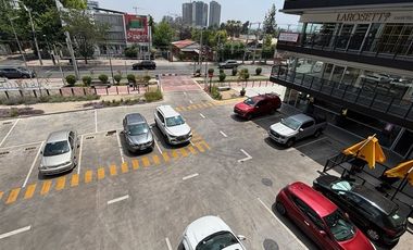 Local Comercial en Arriendo en Walker Martinez con La Concepción