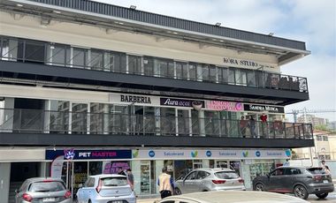 Local Comercial en Arriendo en Walker Martinez con La Concepción