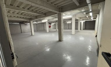 Local Comercial en Arriendo en Walker Martinez con La Concepción