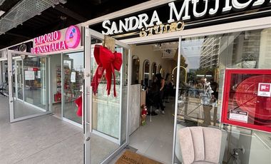 Local Comercial en Arriendo en Walker Martinez con La Concepción