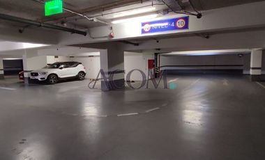 Estacionamiento en Arriendo en AMERICO VESPUCIO CON ISABEL LA CATOLICA