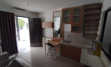 Disewakan rumah pik 2 milenial uk:4,5x10m2  2KT  fully furnish lengkap