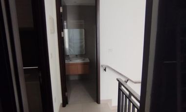 Disewakan rumah pik 2 milenial uk:4,5x10m2  2KT  fully furnish lengkap