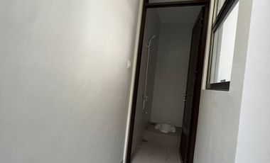 Disewakan rumah pik 2 milenial uk:6x12,5m2 unfurnish harga termurah