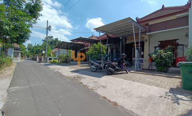 RUMAH MURAH, 3 KAMAR TIDUR, 7 MENIT DARI CANDI PRAMBANAN