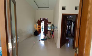 RUMAH MURAH, 3 KAMAR TIDUR, 7 MENIT DARI CANDI PRAMBANAN