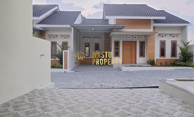 RUMAH MURAH, SIAP HUNI, ALL IN DEKAT PEREMPATAN TAJEM MAGUWOHARJO