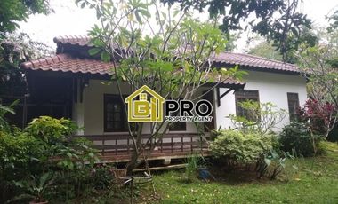 Dijual rumah lama di tubagus ismail bandung, daerah elit