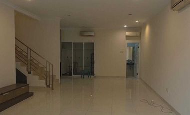 DISEWAKAN RUMAH MEWAH CITY RESORT CLUSTER HAWAII CENGKARENG